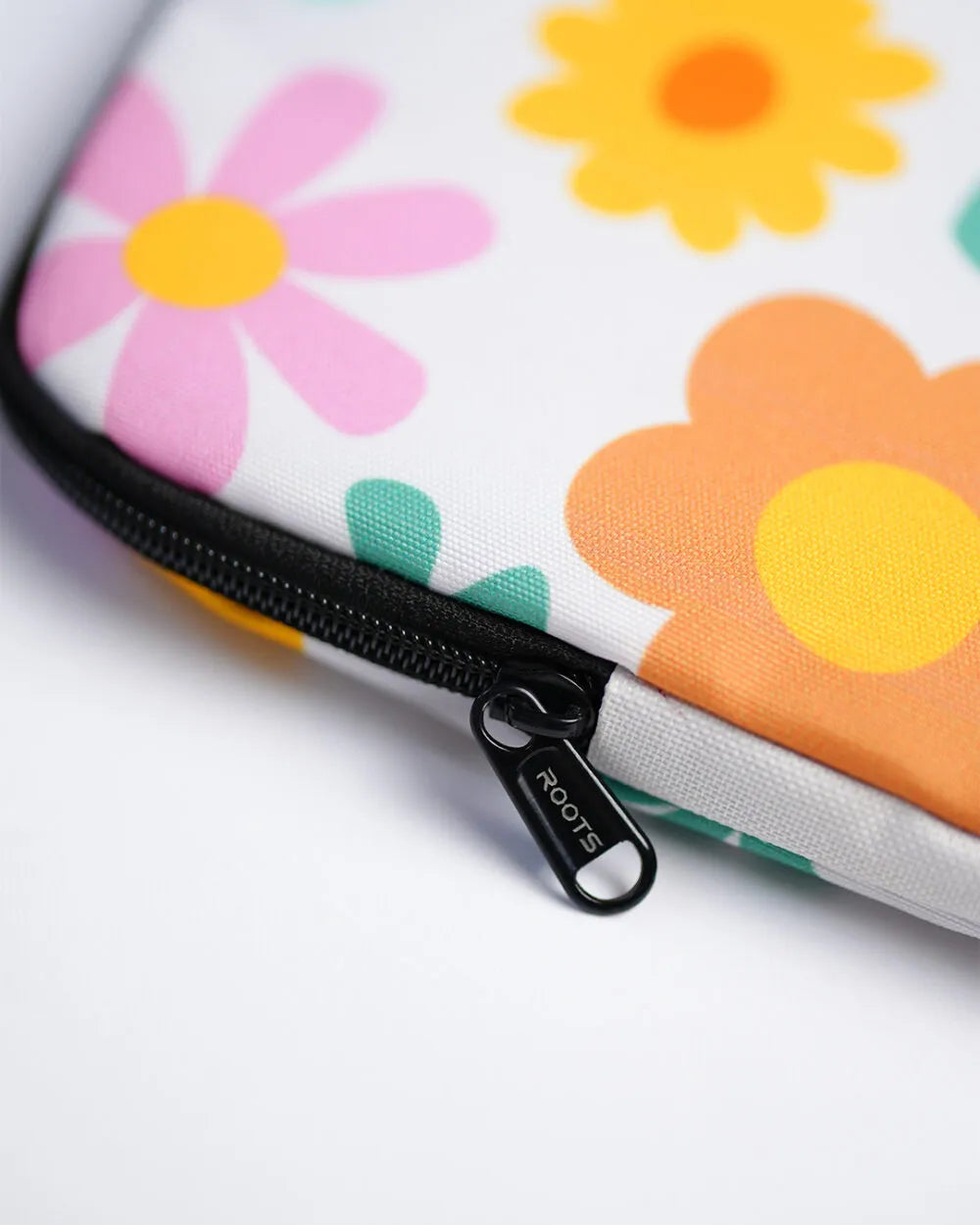 Blooming - Laptop Sleeve - Rootieland
