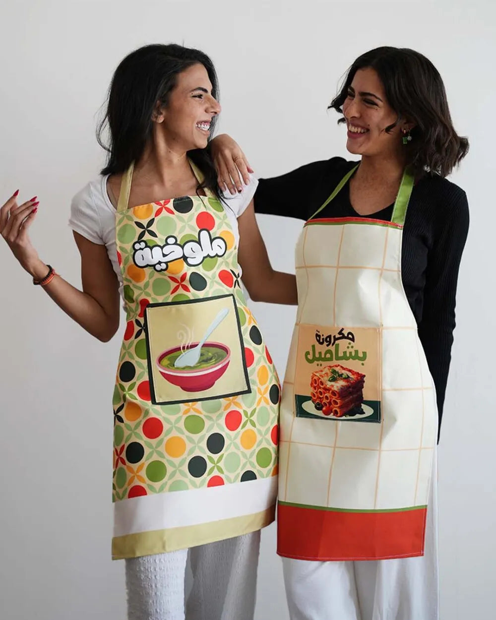 Makarona Bachamel Apron - Rootieland