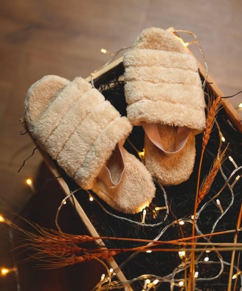 Fluffies Winter Slipper – Beige With Elastic Strap