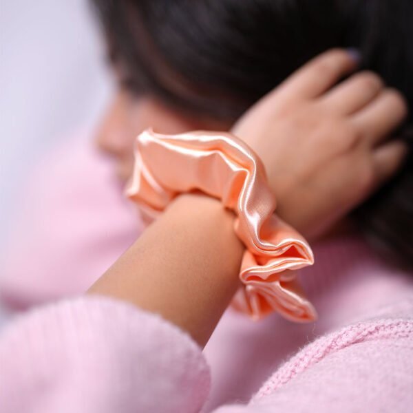 Silk Scrunchie - Peach