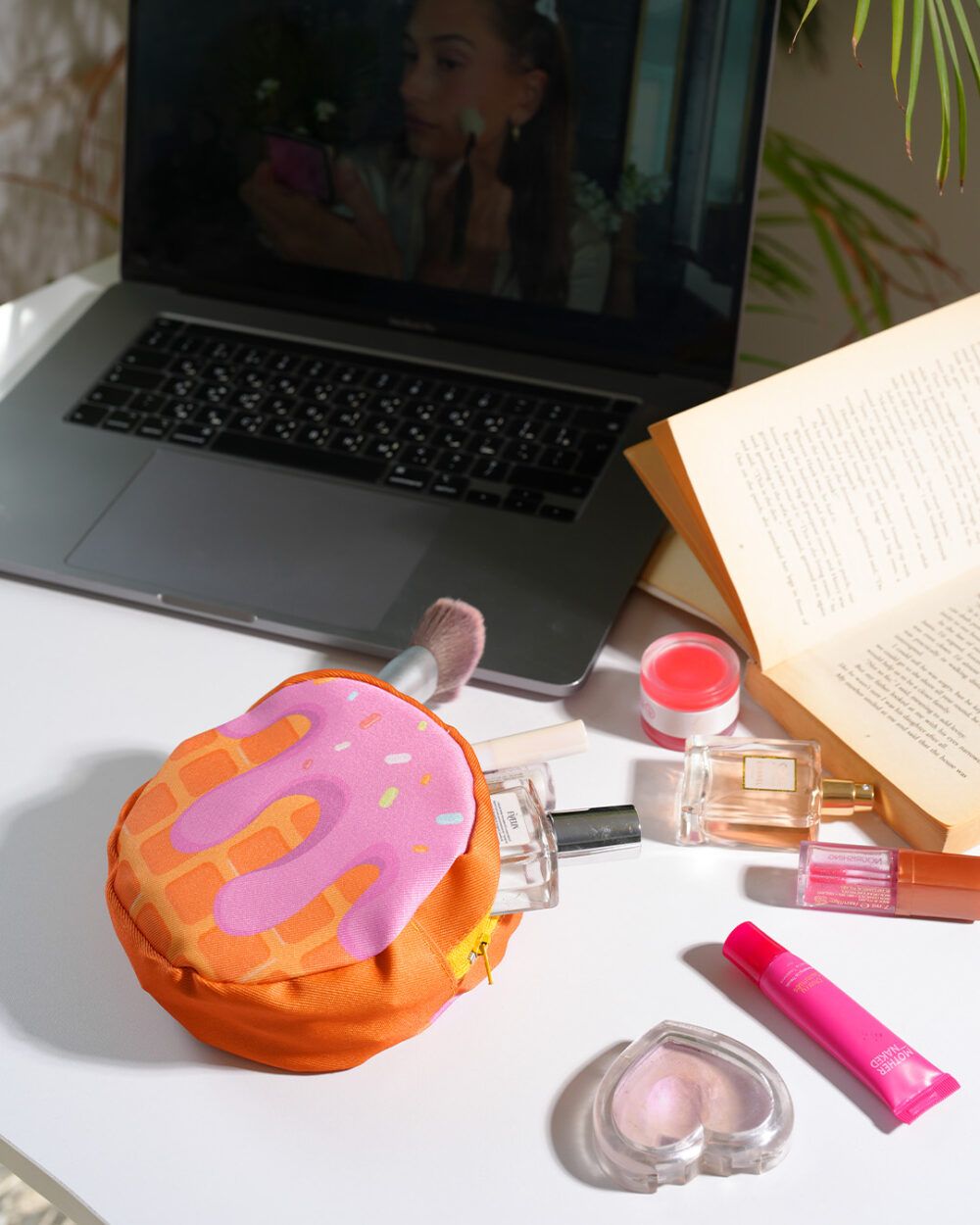 Ice Cream Waffle - Makeup Pouch - Image 2